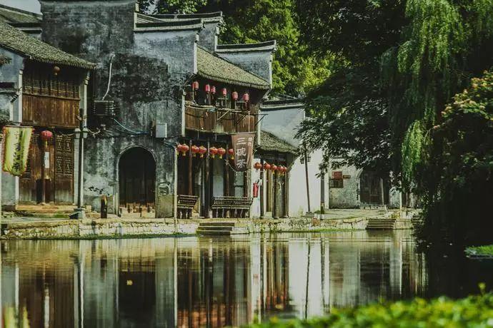 开心汽车盘中异动 早盘大幅拉升8.40%